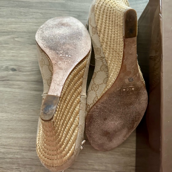 Gucci Women's Tan Peep-Toe Heels - Picture 7 of 7